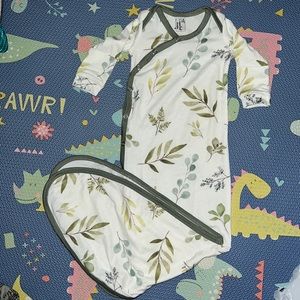 Copper Pea knotted gown new born